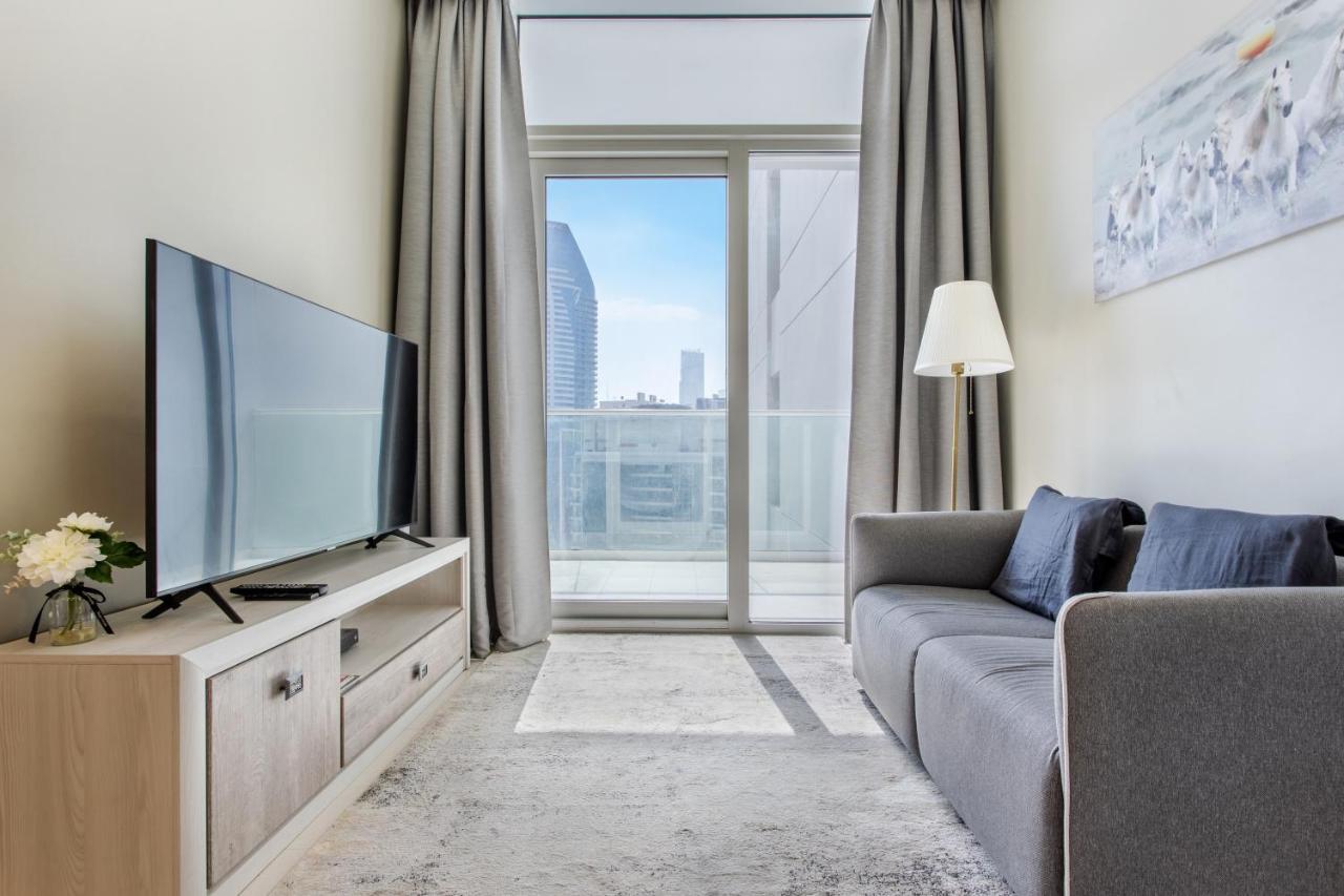 Reva Residences - One Bedroom Apartment By The S Holiday Homes Дубай Екстер'єр фото